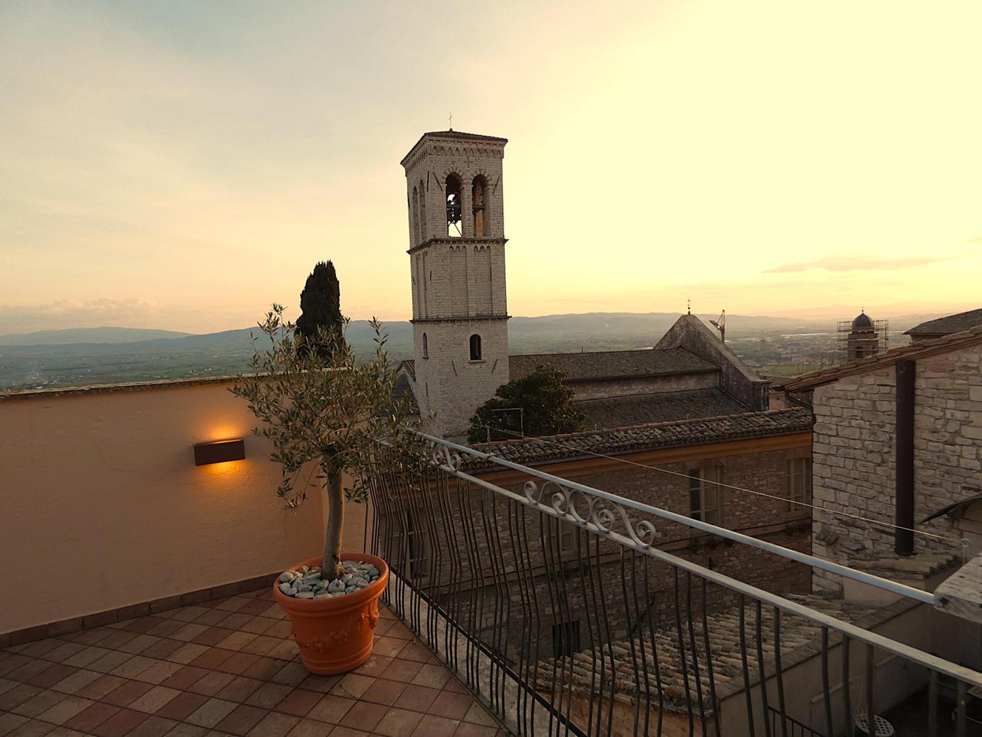Scappo In Umbria, La Casa Di Eude Leilighet Assisi Eksteriør bilde